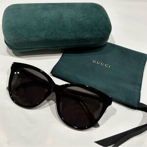 Gucci Women's Black Sunglasses GG0081SK